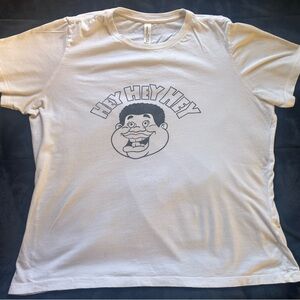 Women’s Large Fat Albert Graphic Tee
White graphic tee featuring Fat Albert.